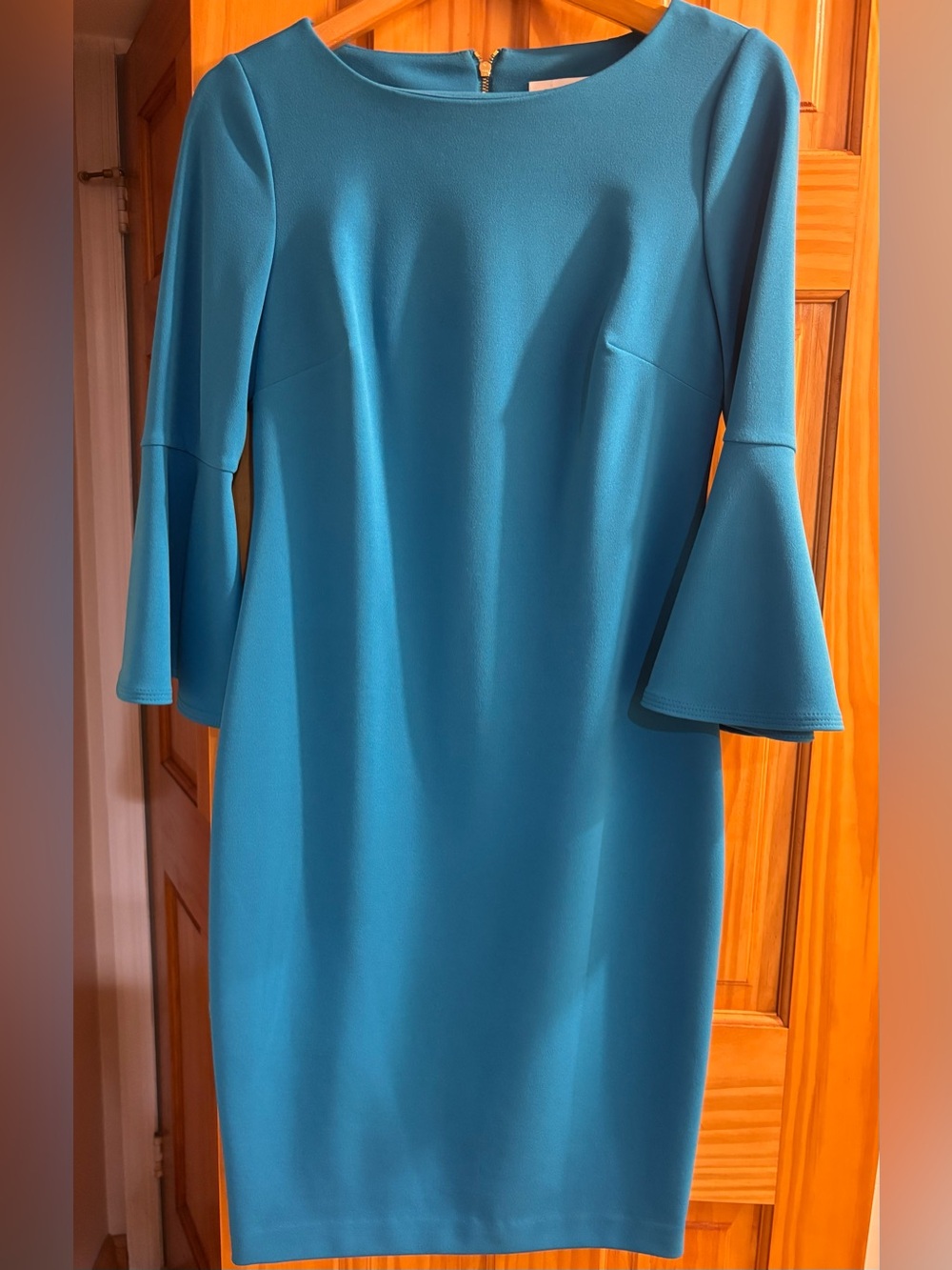 Calvin Klein Turquoise Bell-Sleeve Sheath Dress